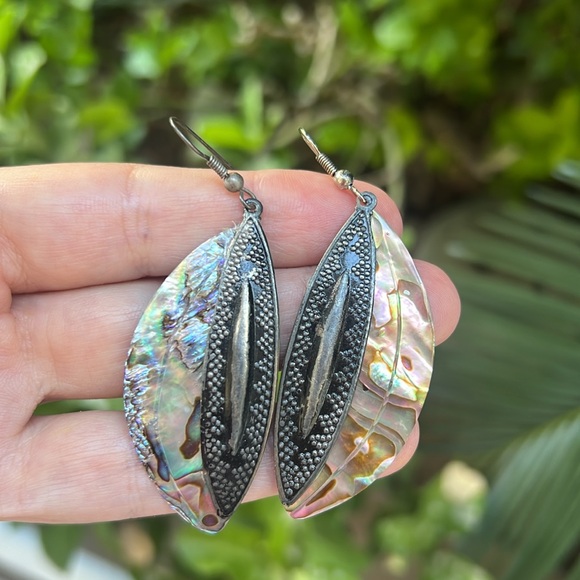 Vintage Abalone Shell Teardrop Earrings - Picture 5 of 16